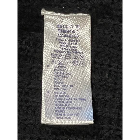 Black Ladies Forever 21 Sweater Size Small - Picture 5 of 5